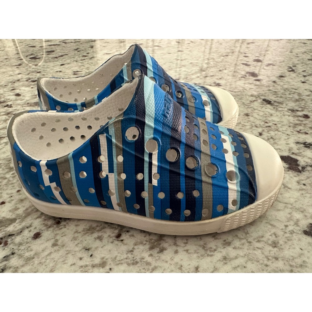 Native blue‎ multi jefferson shoes sz 5